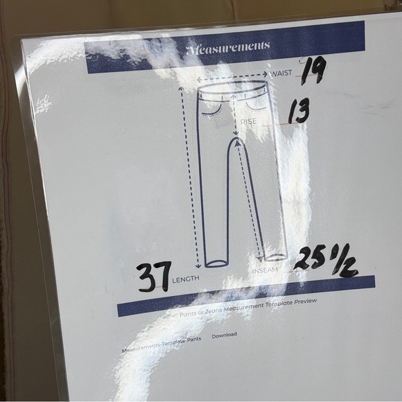 Time and True Black Denim Cropped Jeans - Picture 4 of 4